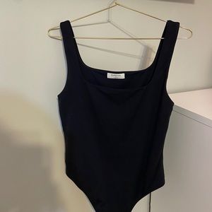 Aritzia Babaton Bodysuit